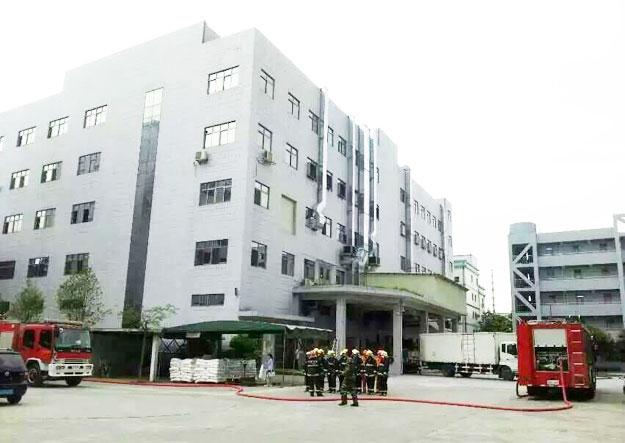 2014年清溪消防总队到优乐园做实地消防演练